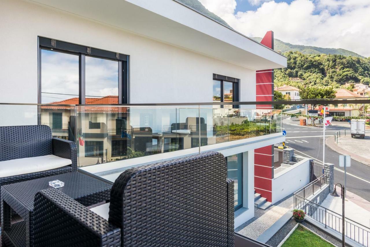 Enxurros House
